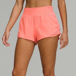 Size 12 Lululemon Hotty Hot High-Rise Lined Short 4”